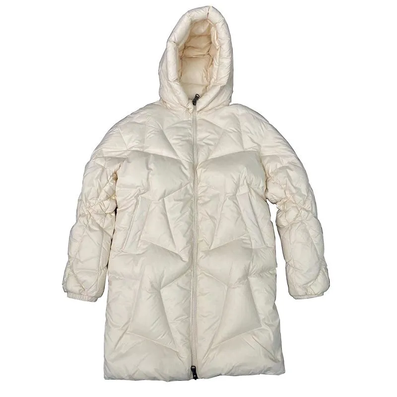 Naiste tepitud sulejope